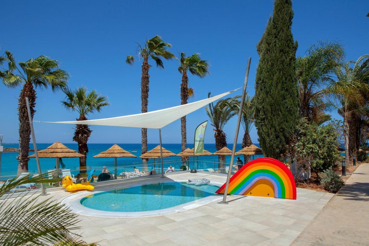 Hôtel Nausicaa Beach à Protaras Extérieur photo