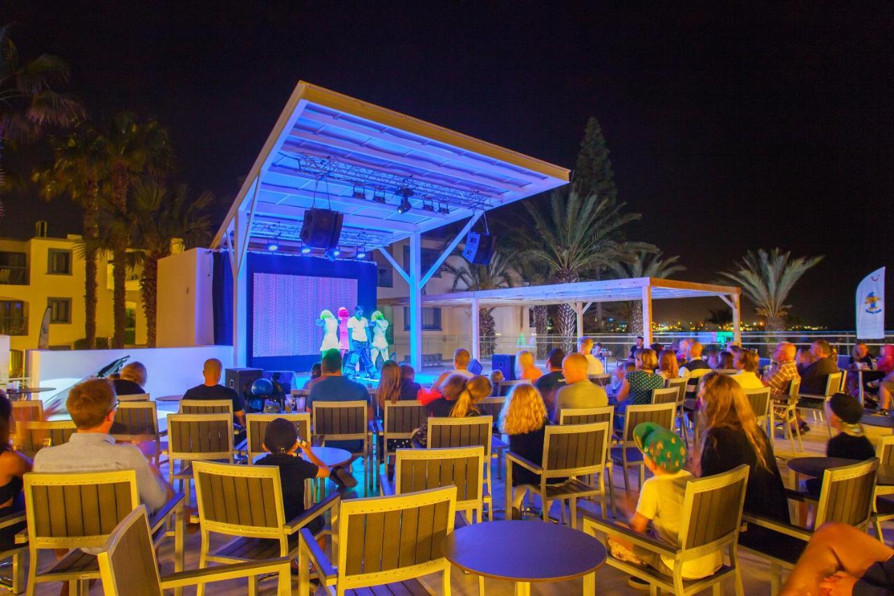 Hôtel Nausicaa Beach à Protaras Extérieur photo