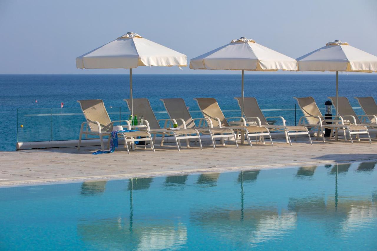 Hôtel Nausicaa Beach à Protaras Extérieur photo