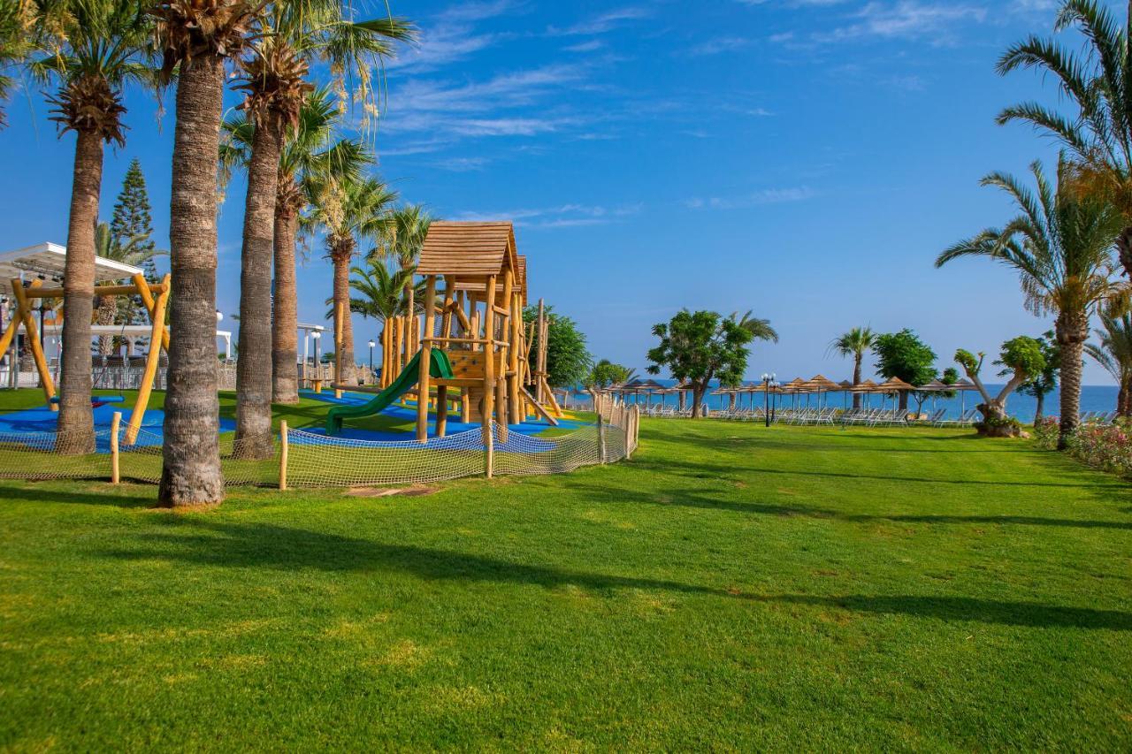 Hôtel Nausicaa Beach à Protaras Extérieur photo