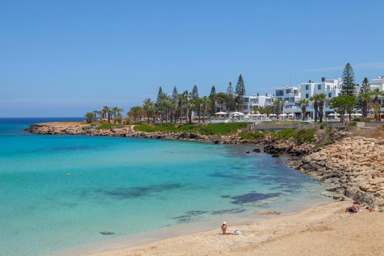 Hôtel Nausicaa Beach à Protaras Extérieur photo