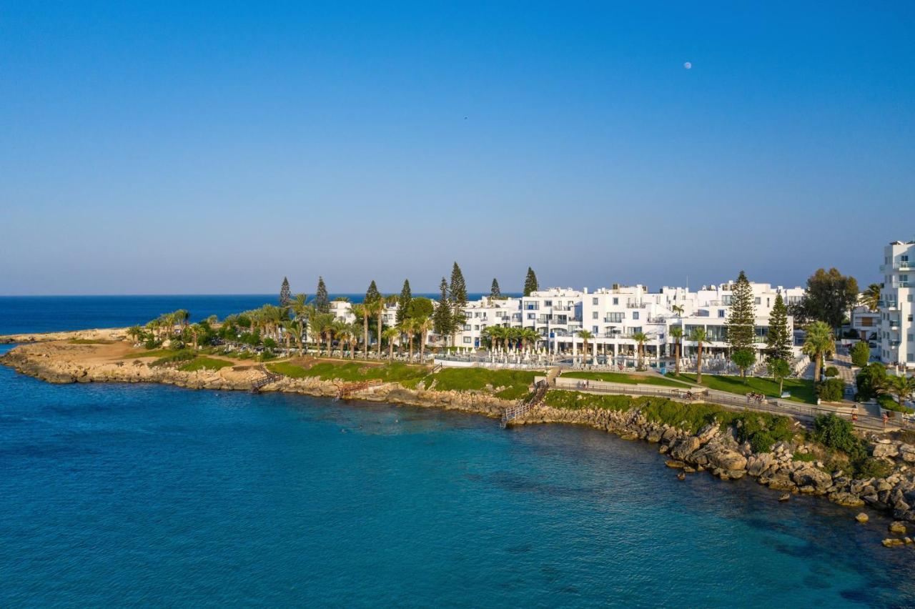 Hôtel Nausicaa Beach à Protaras Extérieur photo