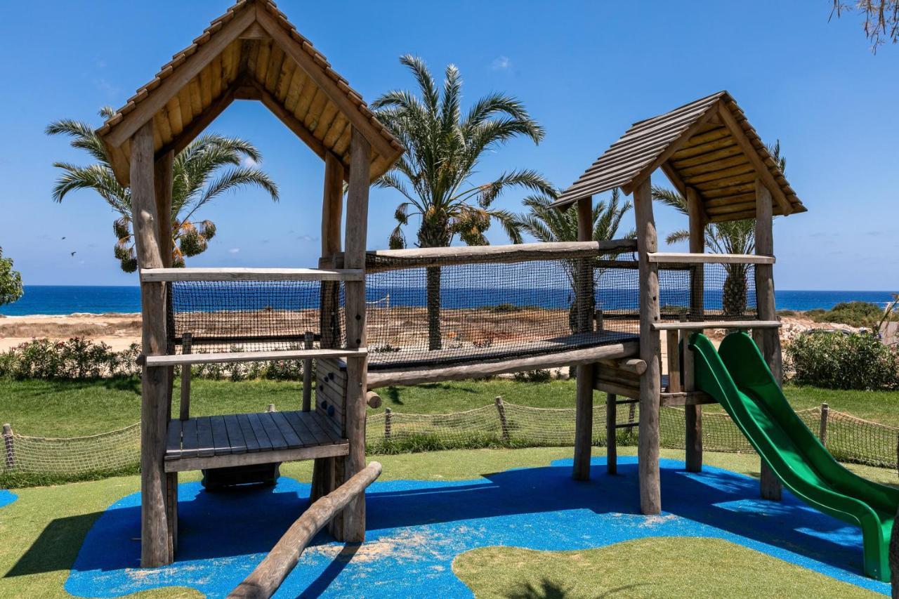 Hôtel Nausicaa Beach à Protaras Extérieur photo