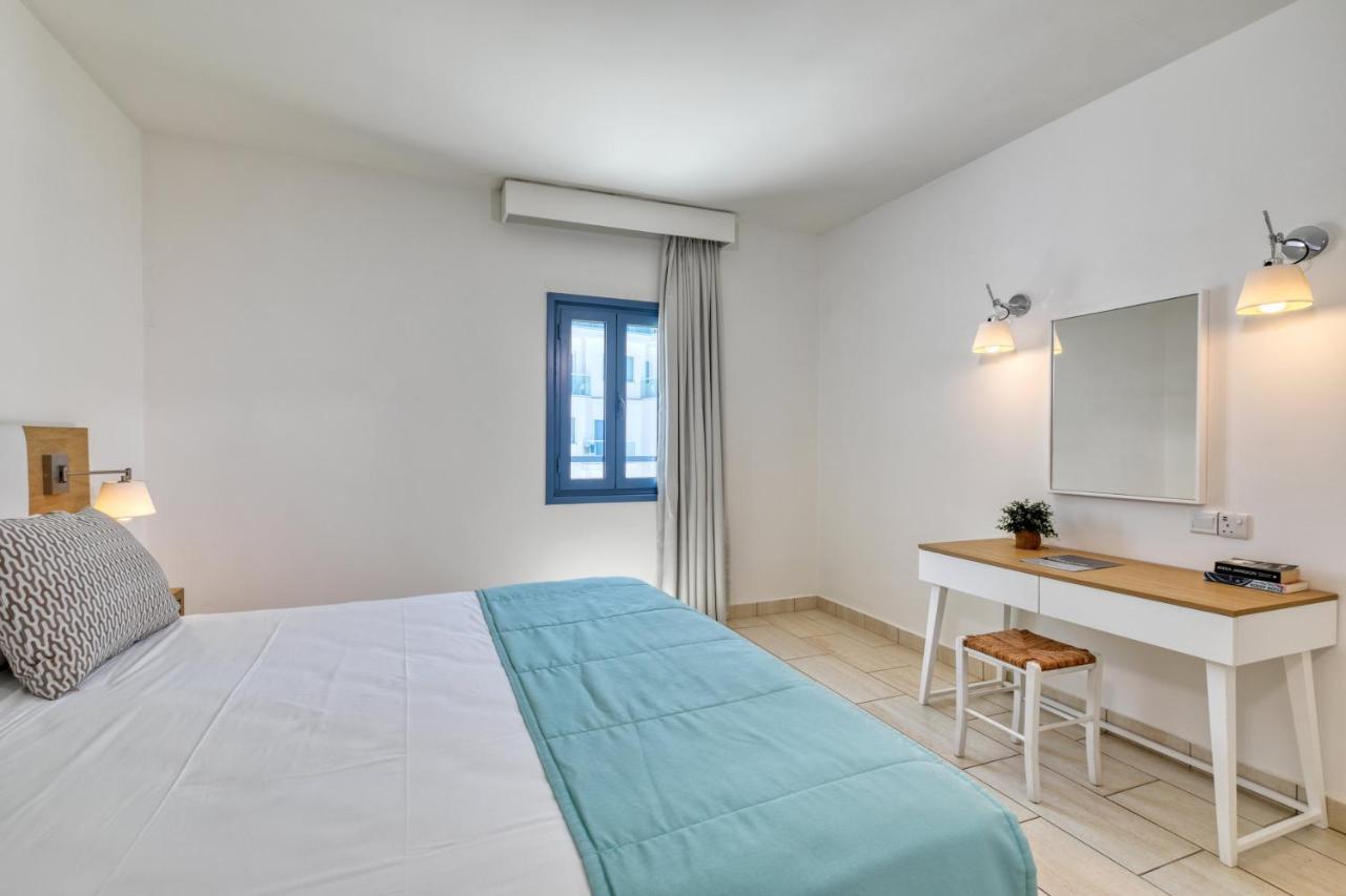 Hôtel Nausicaa Beach à Protaras Extérieur photo